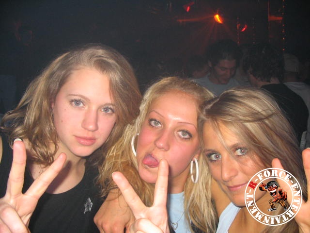 Bild 4 von 665